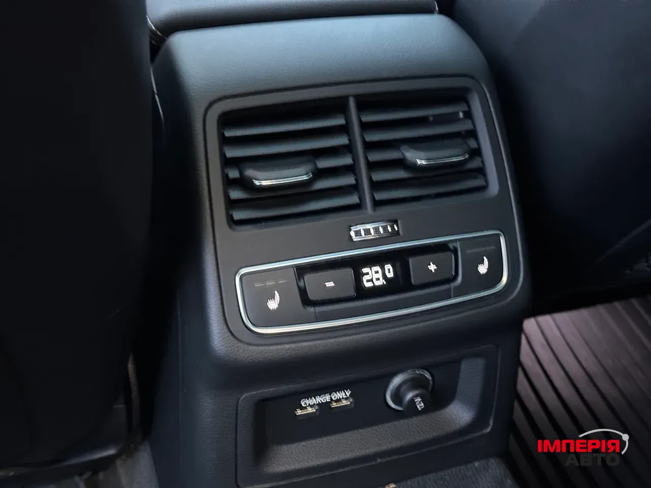 Audi S4 - фото 27