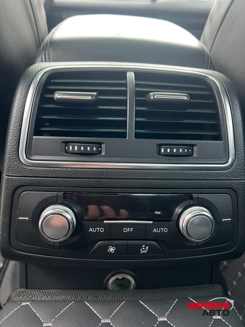 Audi A6 - фото 11