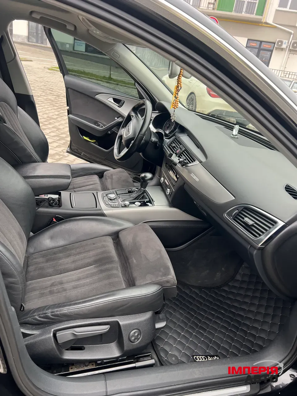 Audi A6 - фото 8