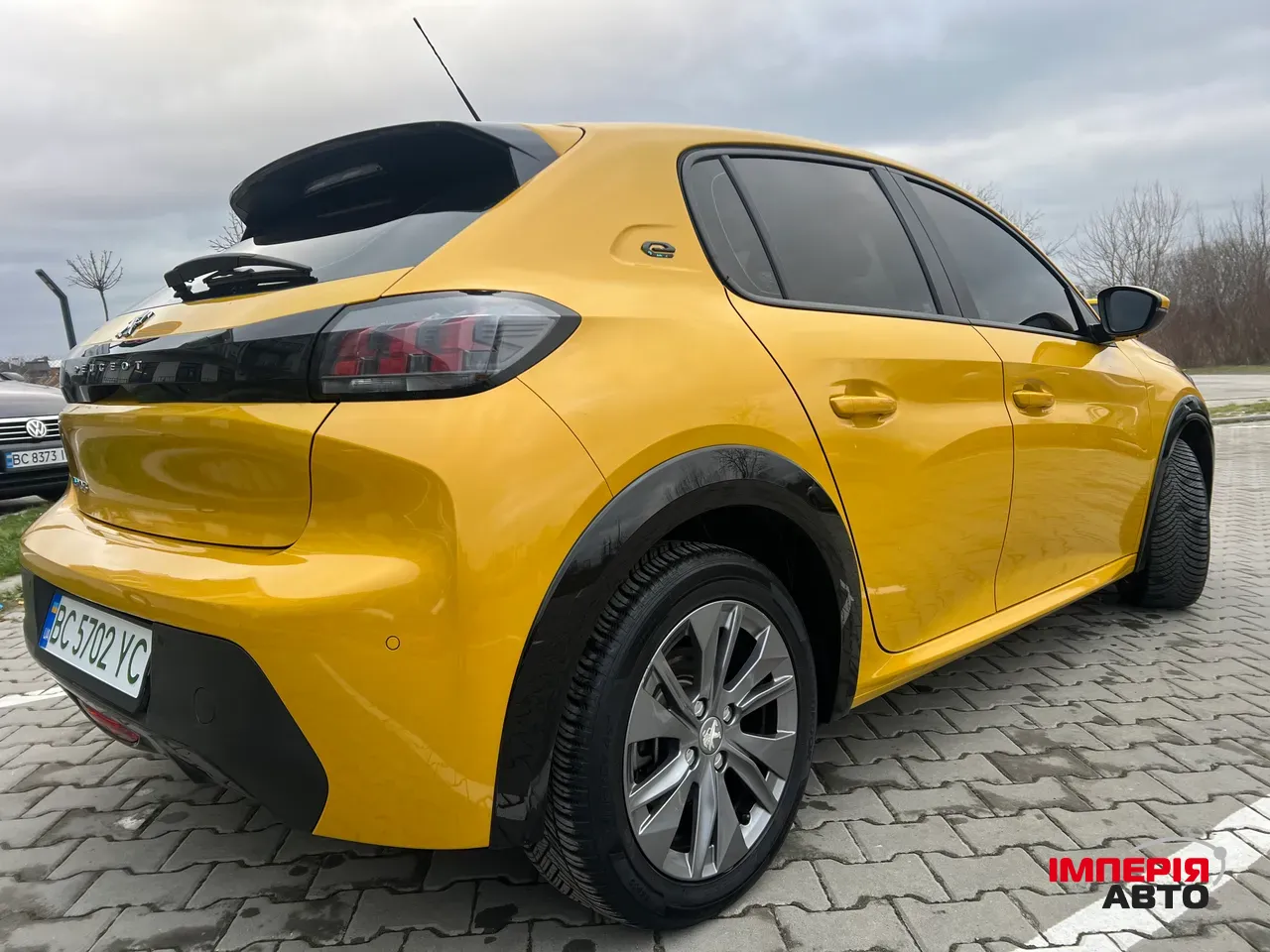 Peugeot 208 - фото 4