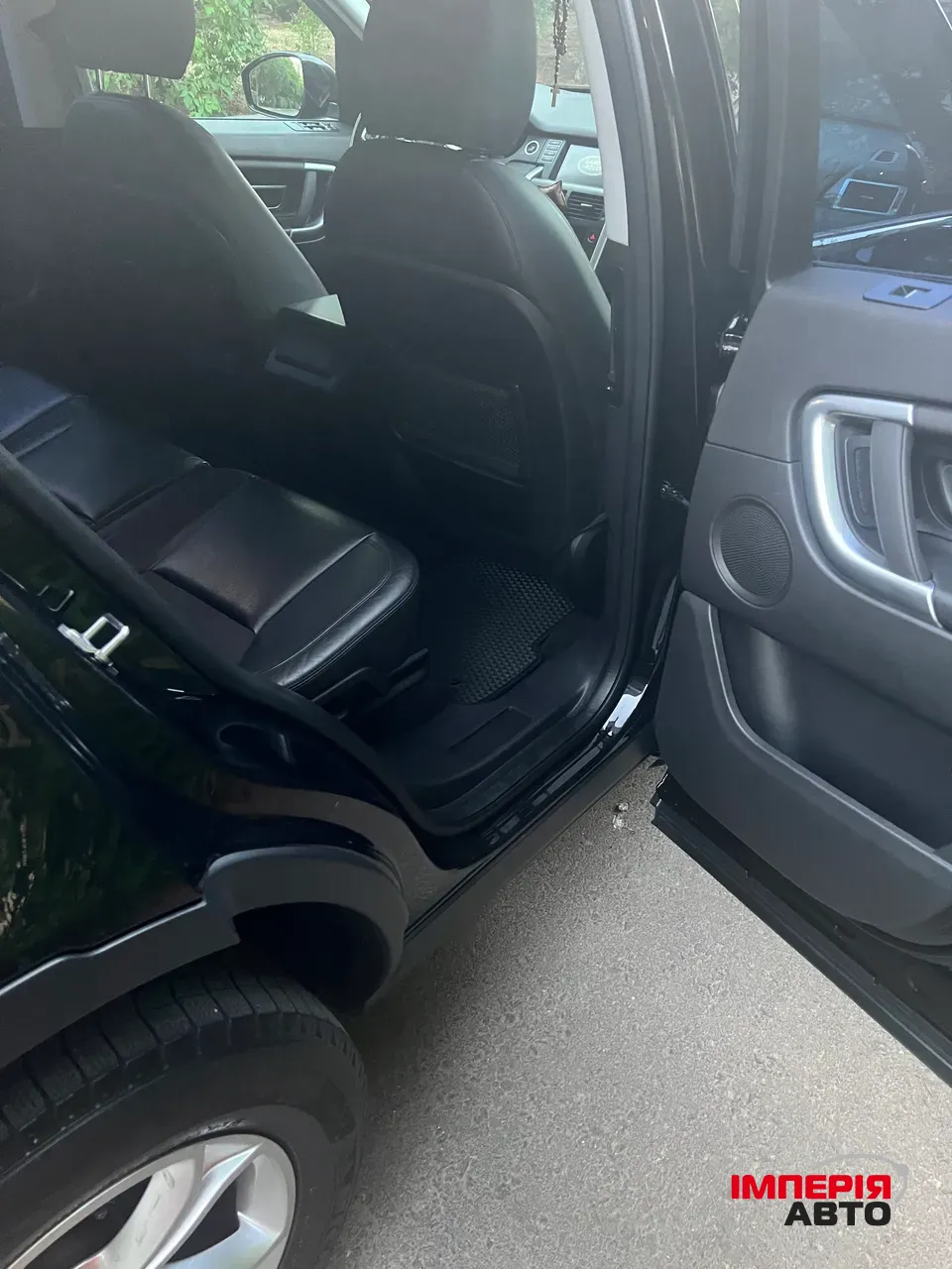 Land Rover Discovery - фото 3