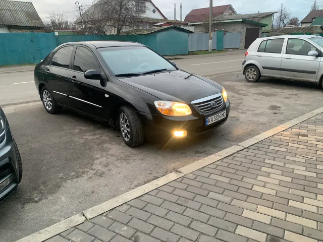 Kia Cerato - фото 1