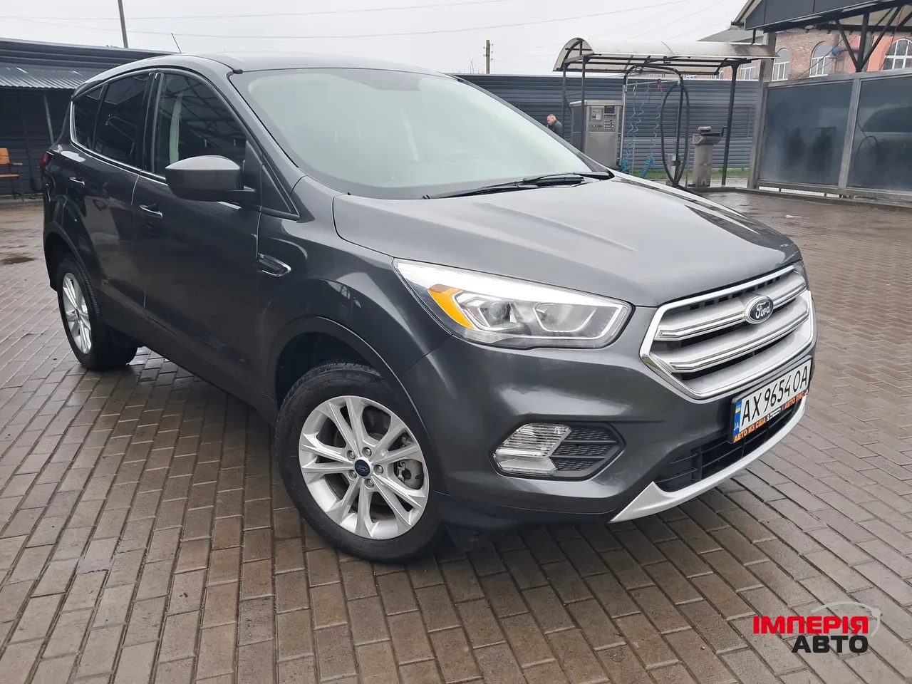 Ford Escape - фото 14