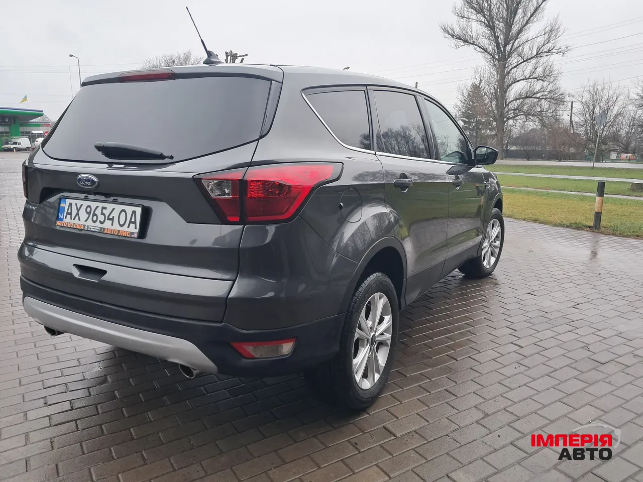 Ford Escape - фото 8