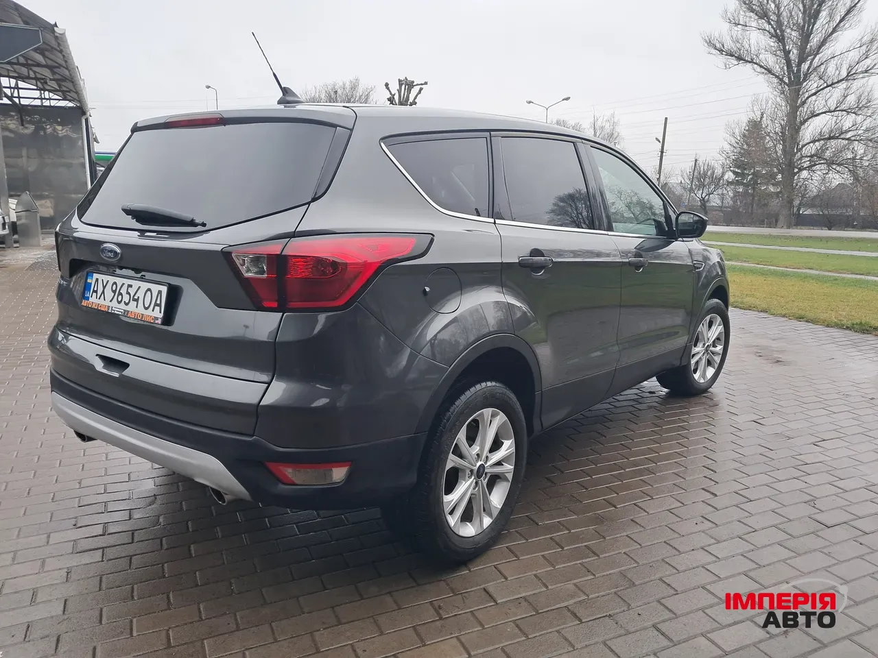 Ford Escape - фото 9