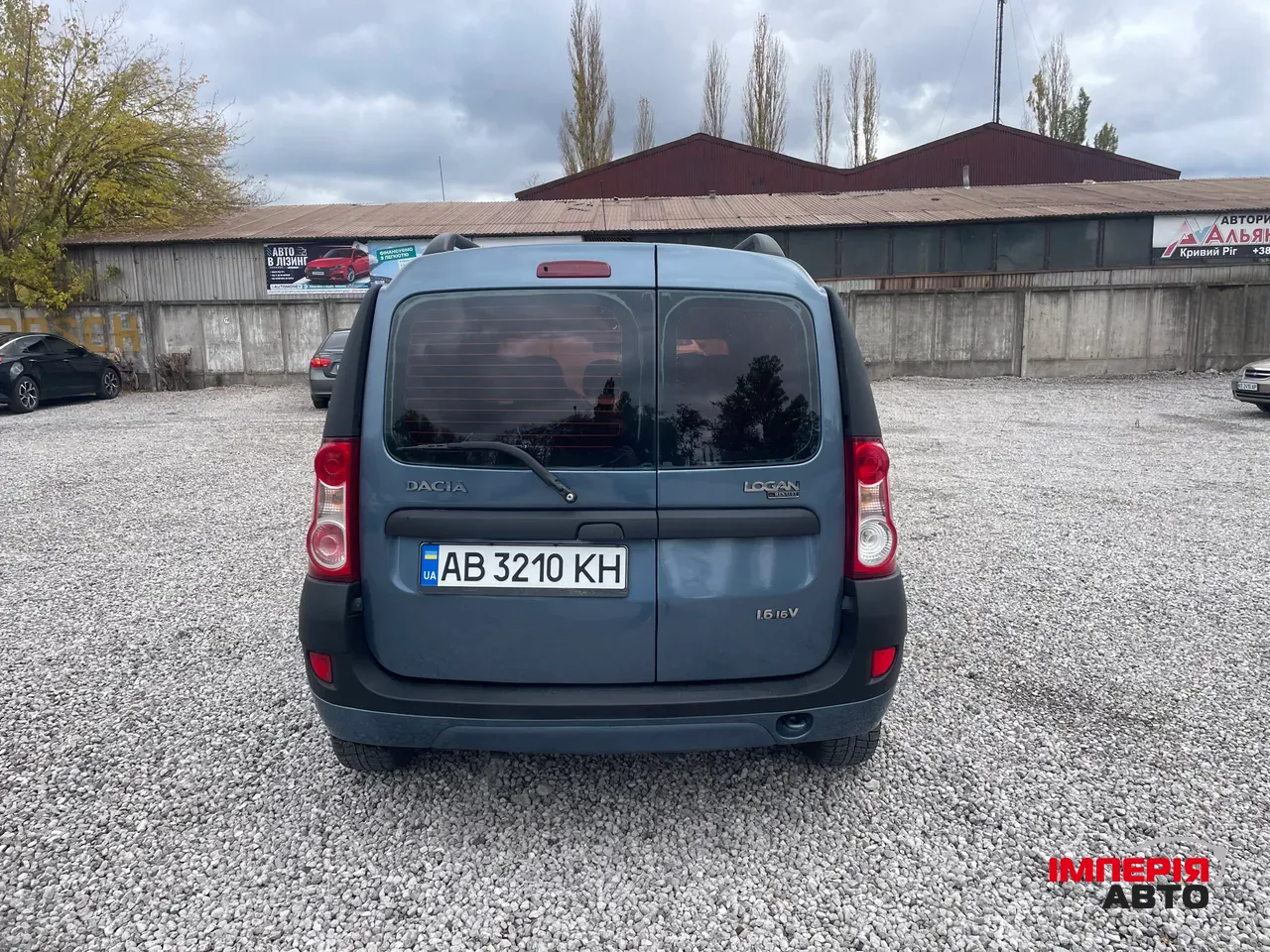 Dacia Logan - фото 6