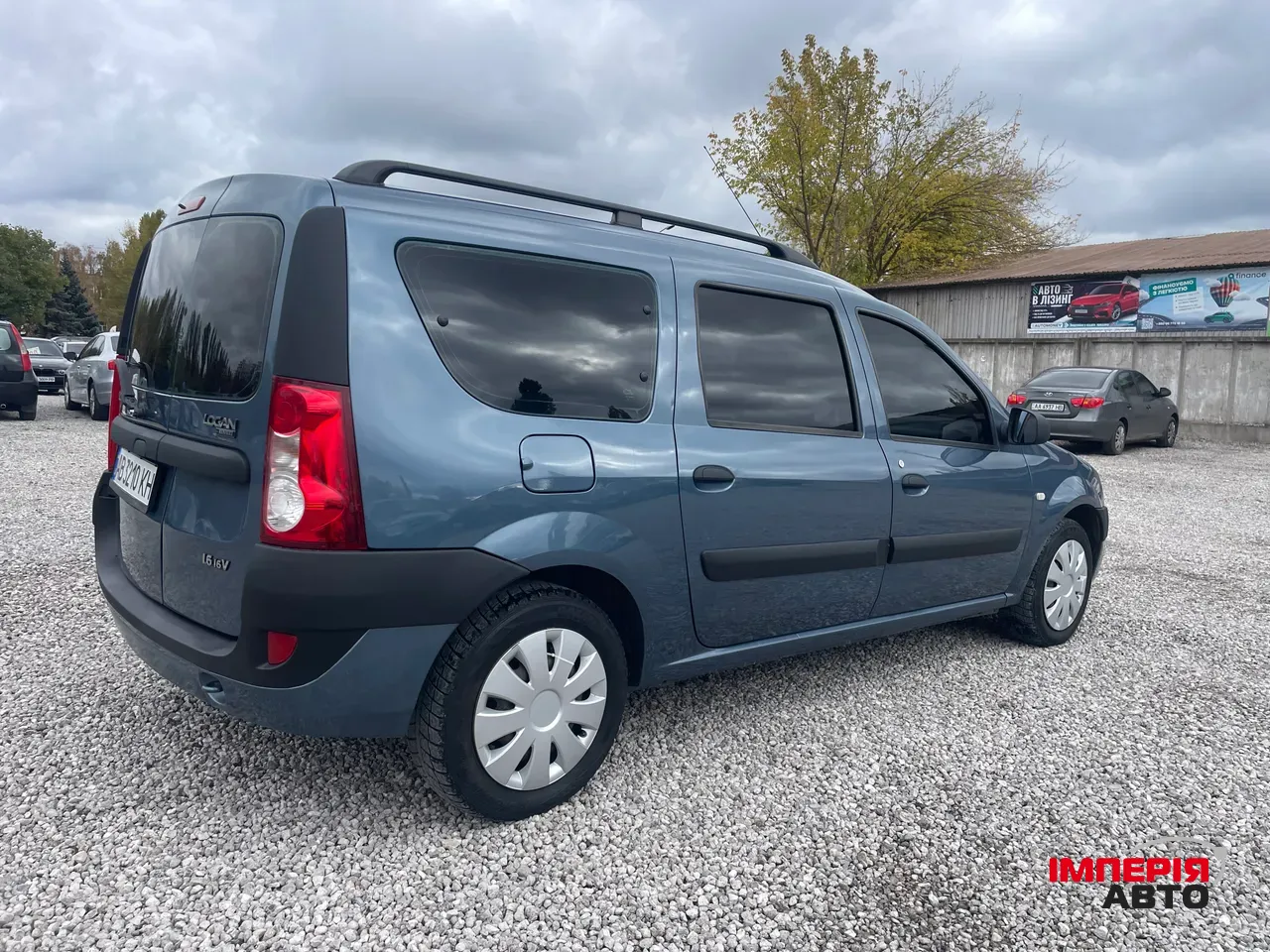 Dacia Logan - фото 5