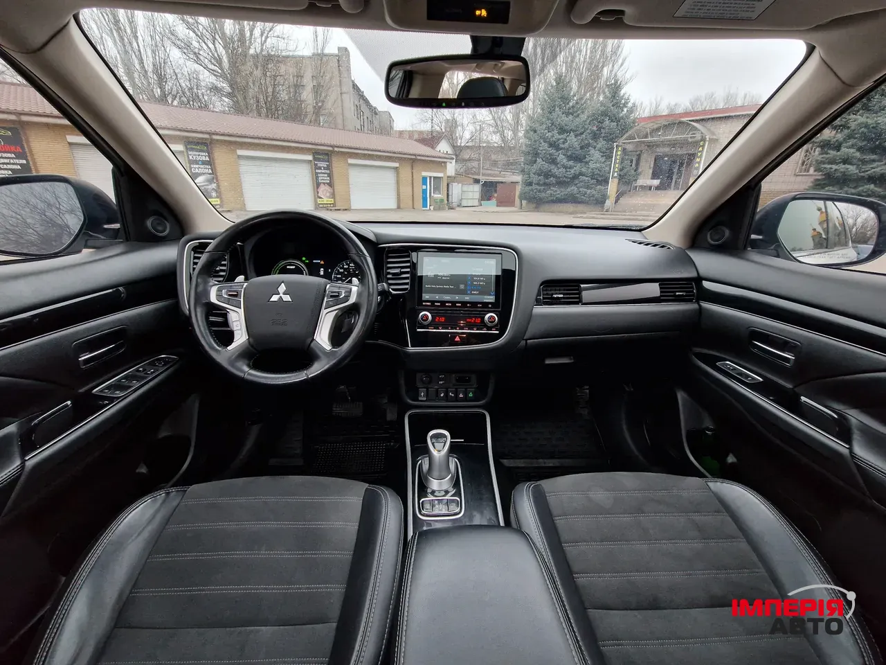 Mitsubishi Outlander - фото 30