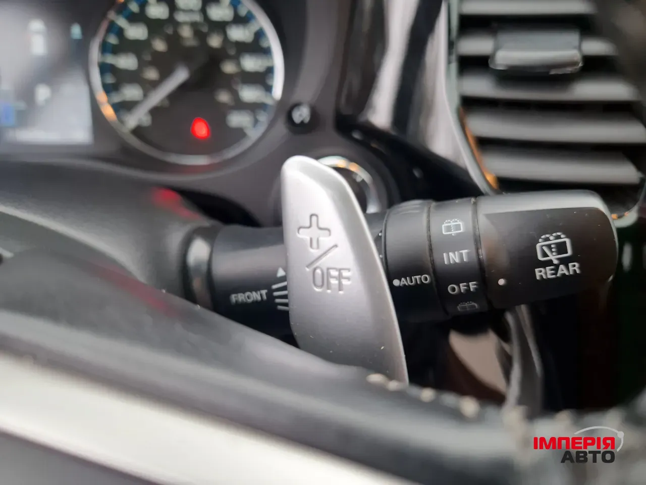 Mitsubishi Outlander - фото 23