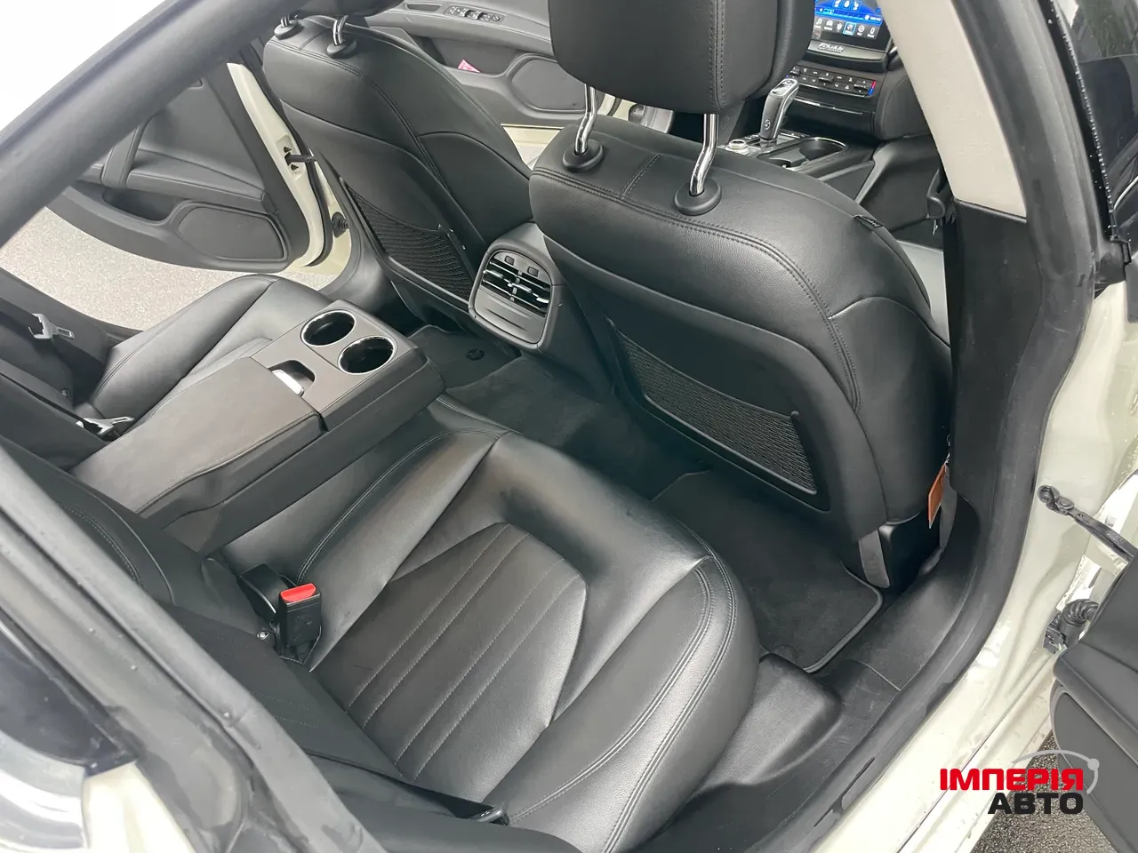 Maserati Ghibli - фото 8