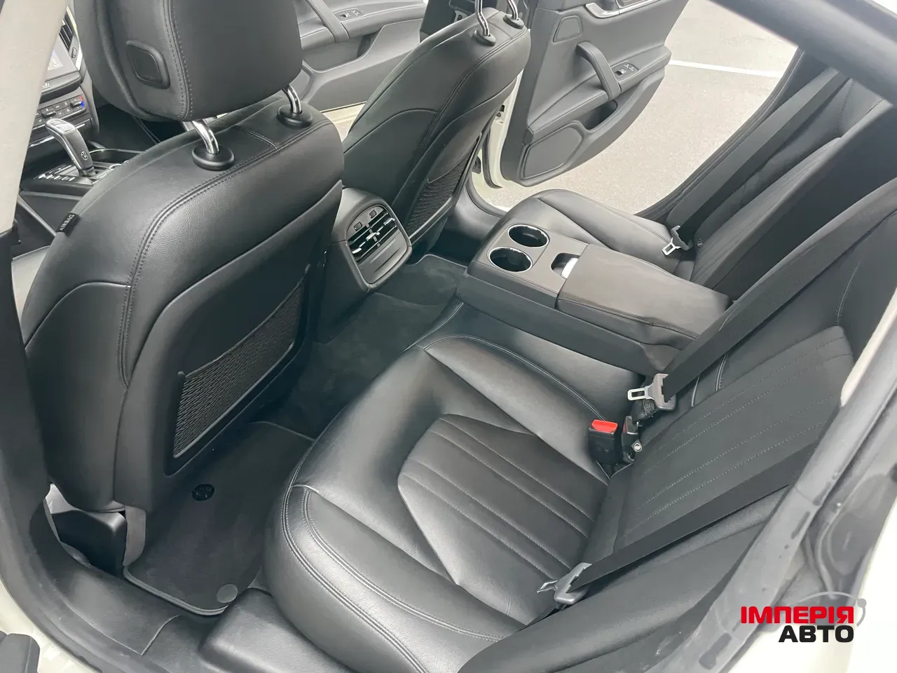 Maserati Ghibli - фото 9