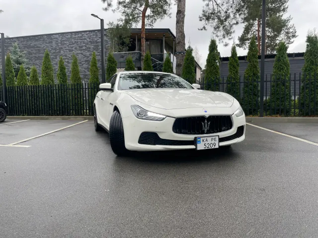 Maserati Ghibli - фото 1