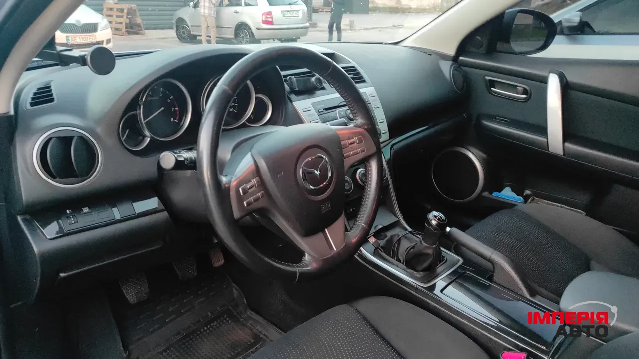 Mazda 6 - фото 10