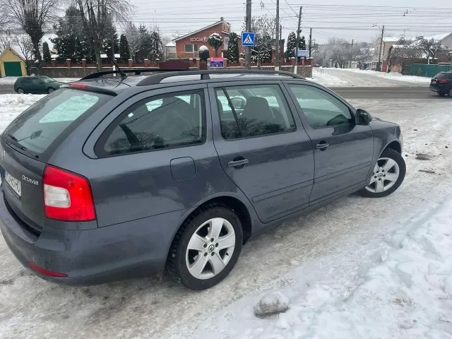 Skoda Octavia - фото 5