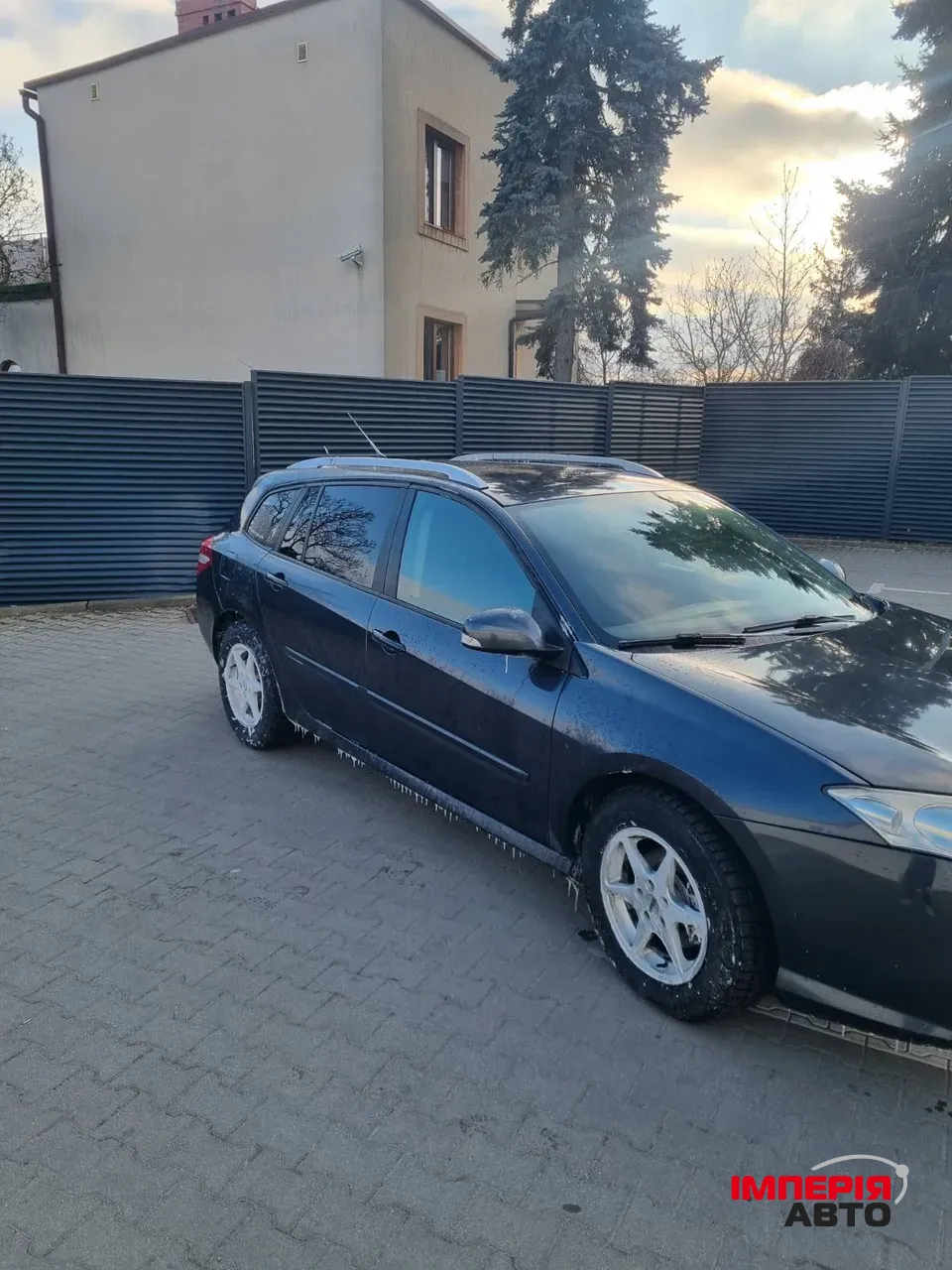 Renault Laguna - фото 9