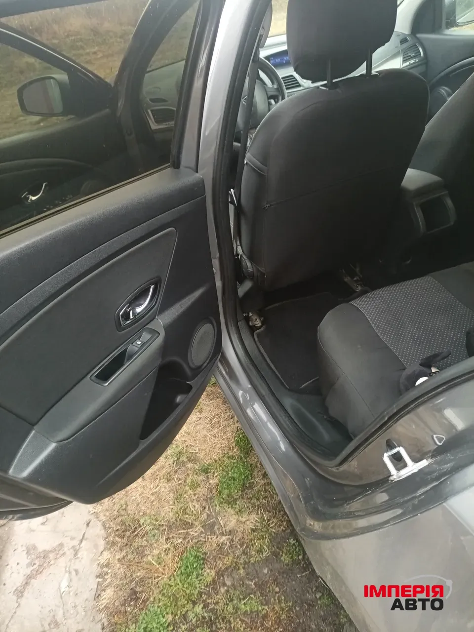 Renault Megane - фото 12