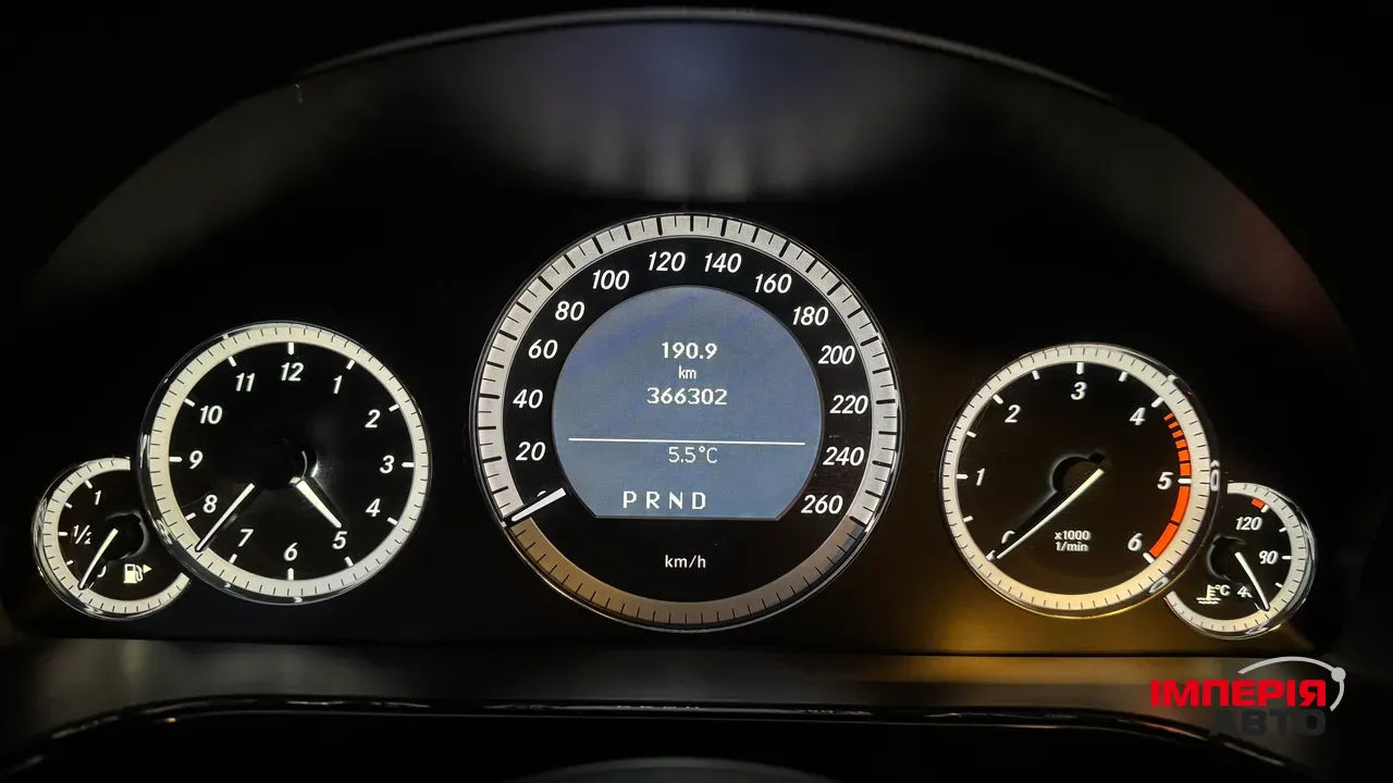 Mercedes-Benz E-Класс - фото 14