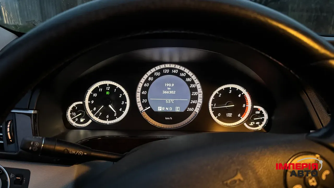 Mercedes-Benz E-Класс - фото 15