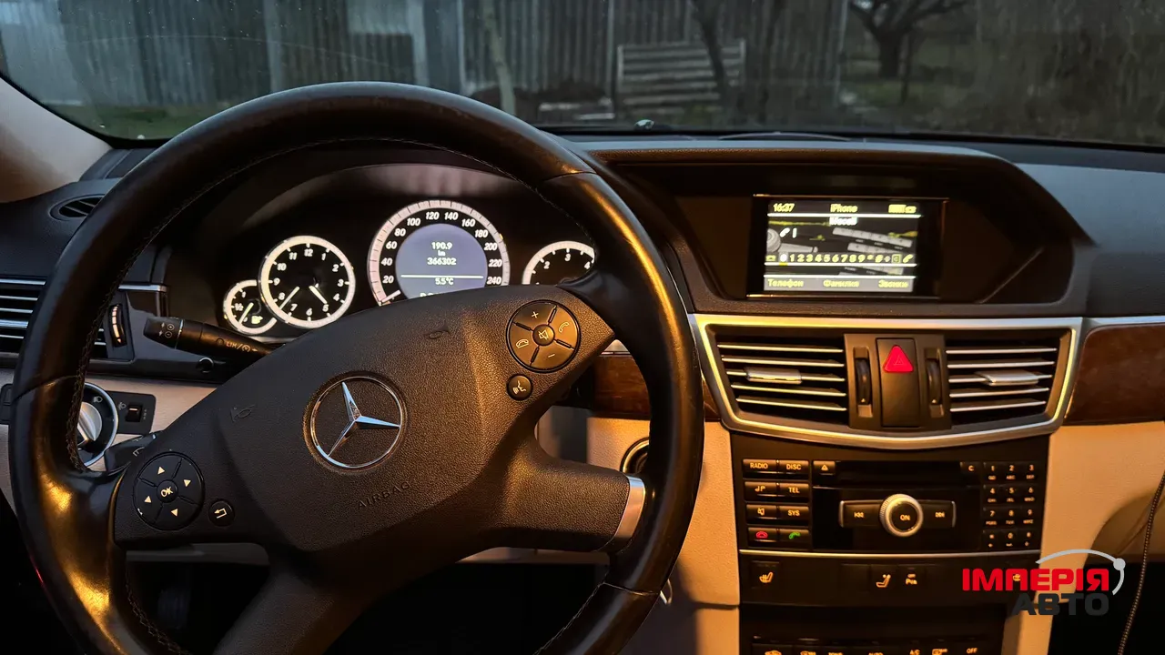 Mercedes-Benz E-Класс - фото 13