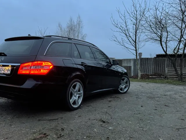 Mercedes-Benz E-Класс - фото 5