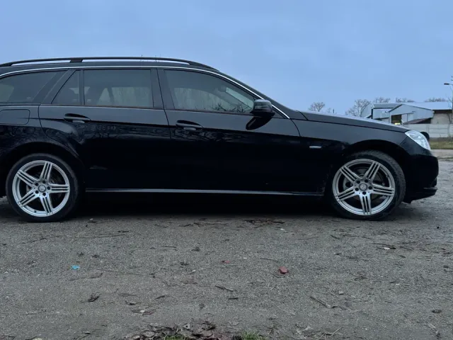 Mercedes-Benz E-Класс - фото 4