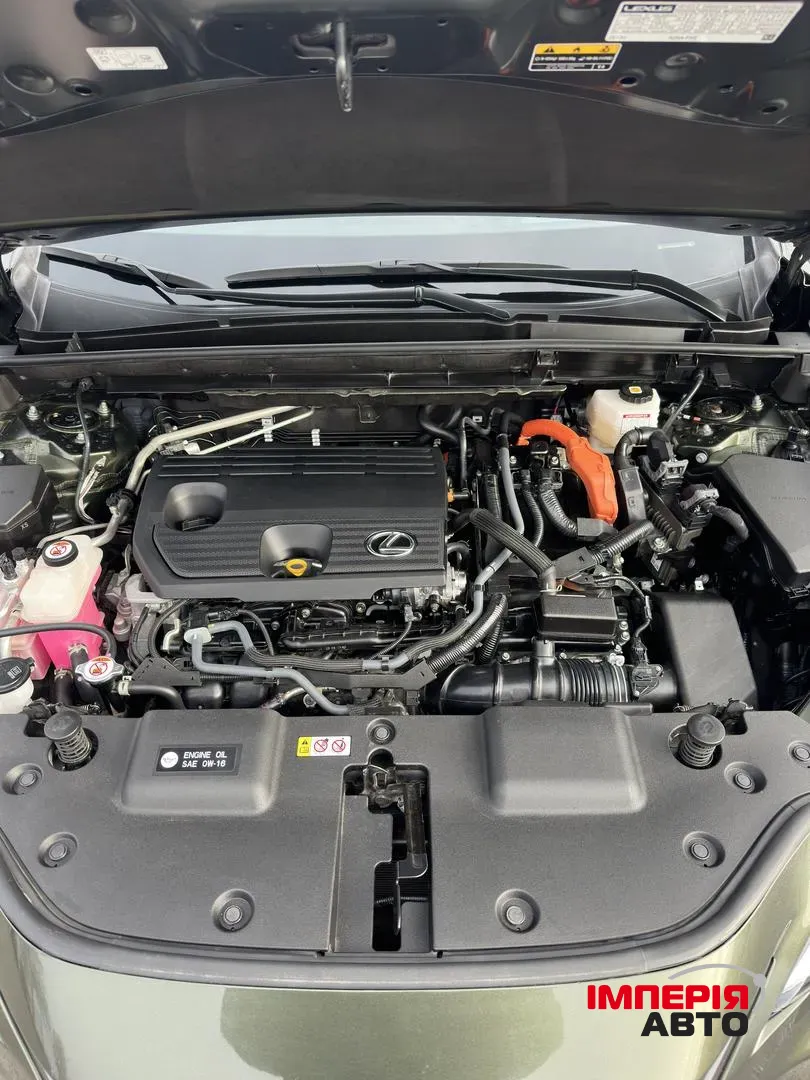 Lexus NX - фото 9