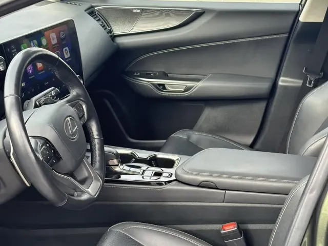 Lexus NX - фото 5