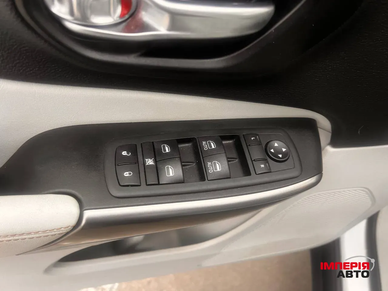 Jeep Cherokee - фото 22