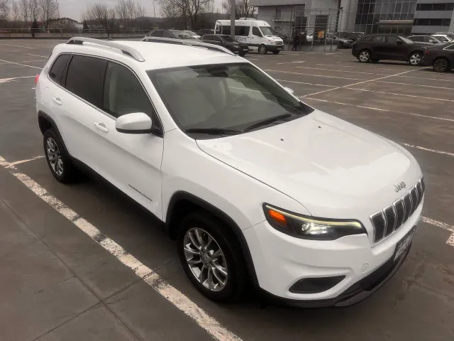 Jeep Cherokee - фото 3