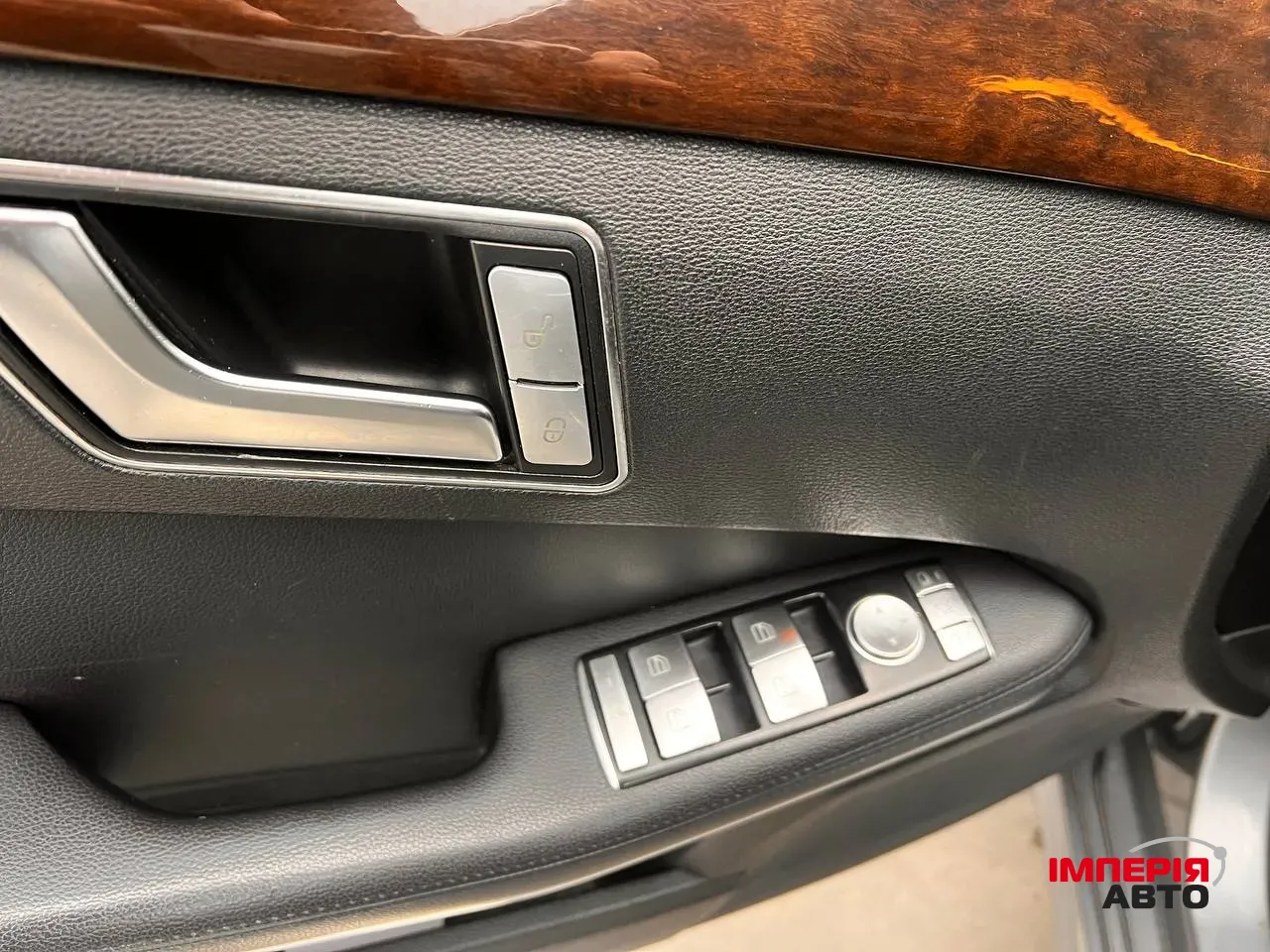 Mercedes-Benz E-Класс - фото 8