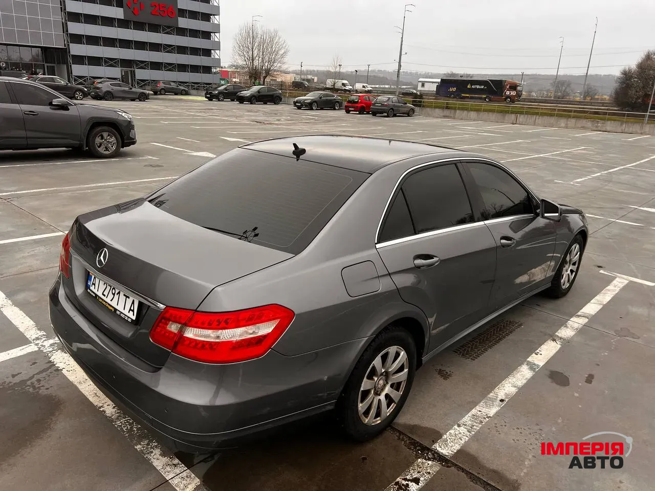 Mercedes-Benz E-Класс - фото 4