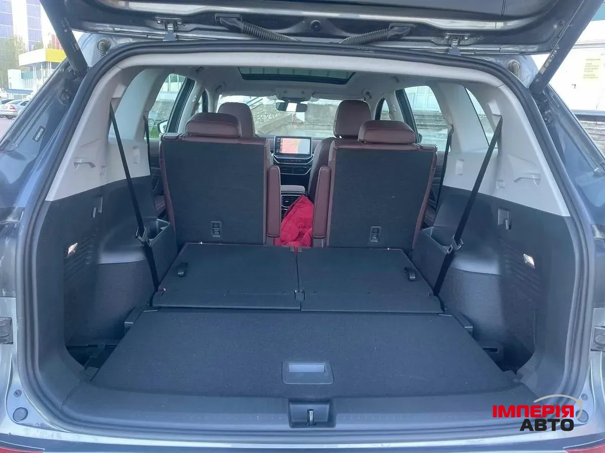 Volkswagen ID.6 - фото 11