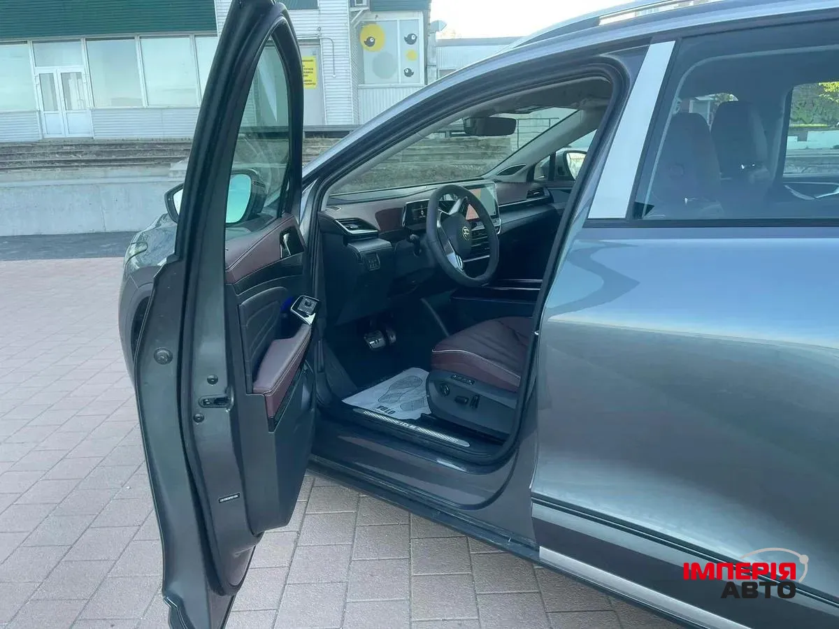 Volkswagen ID.6 - фото 8