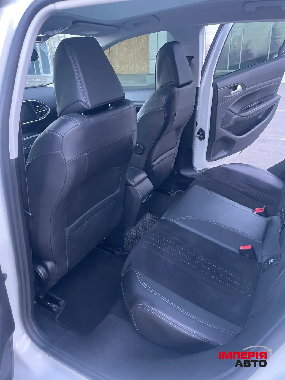 Peugeot 308 - фото 9