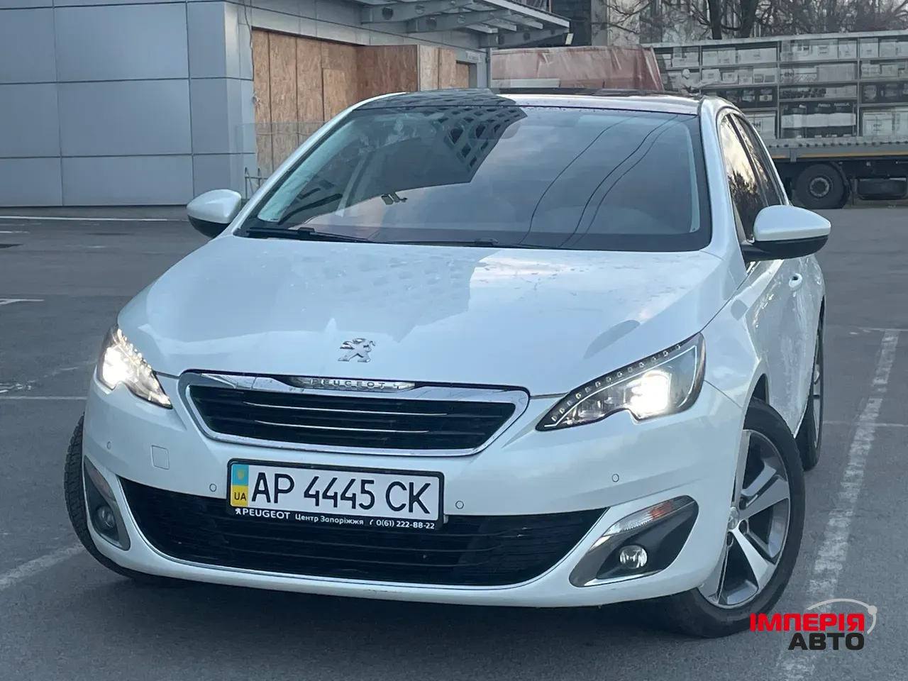 Peugeot 308 - фото 1