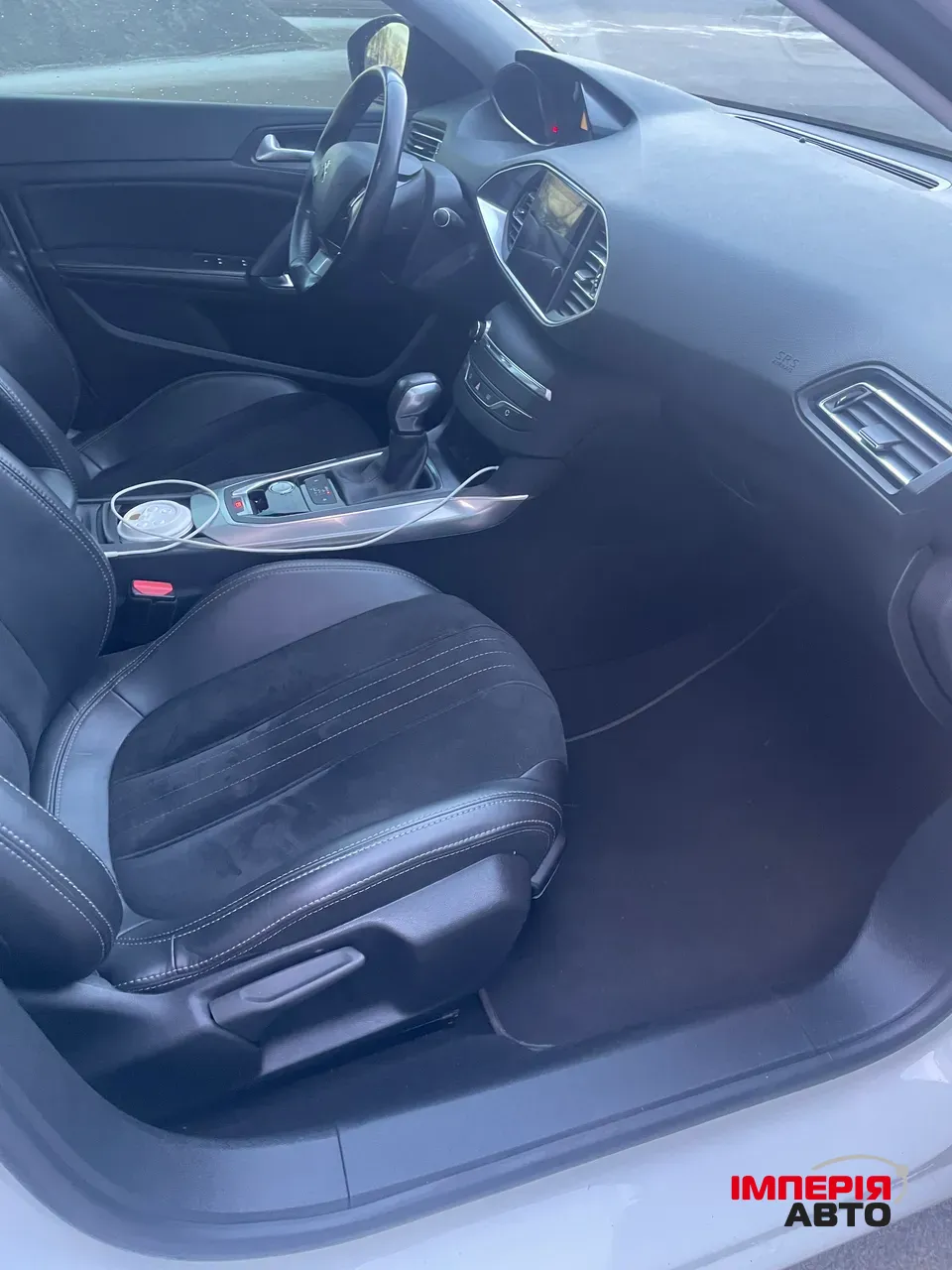 Peugeot 308 - фото 12