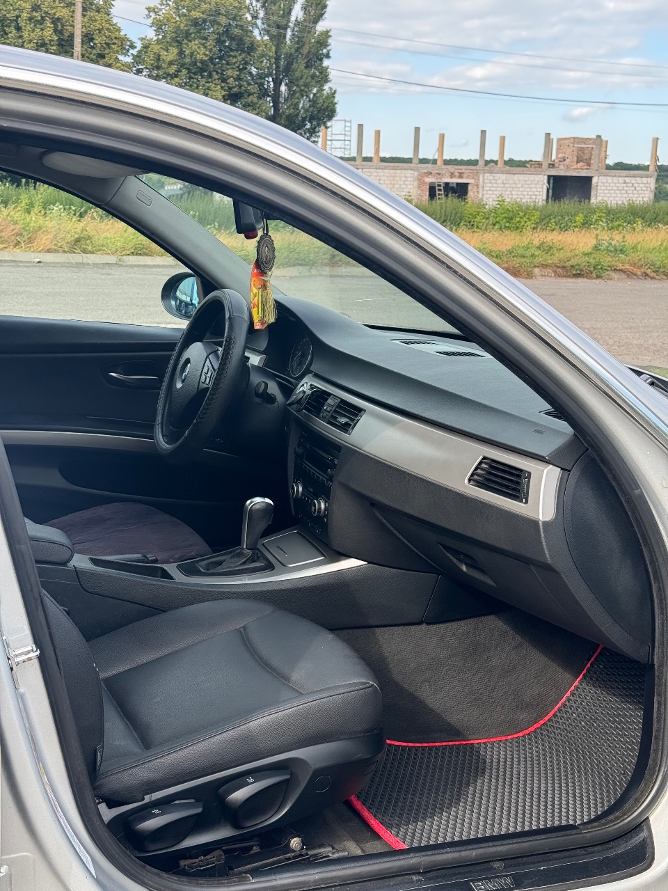 BMW 3 серії - фото 11