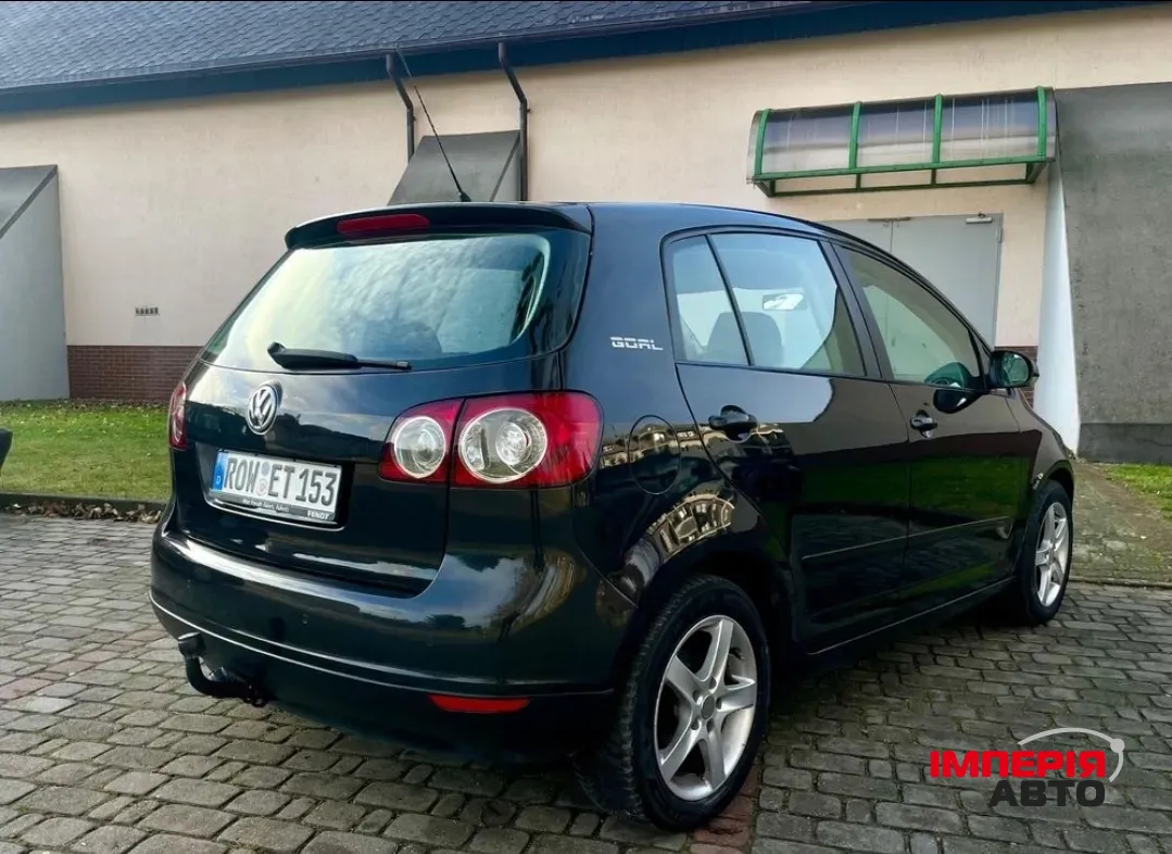 Volkswagen Golf - фото 2
