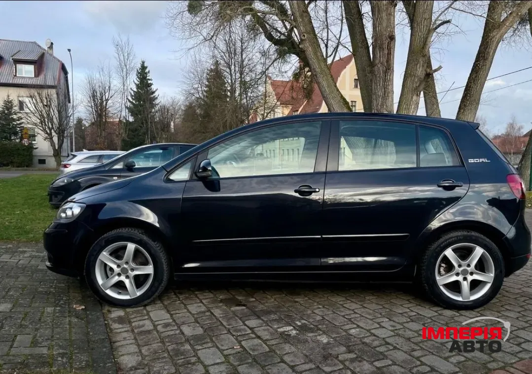 Volkswagen Golf - фото 4