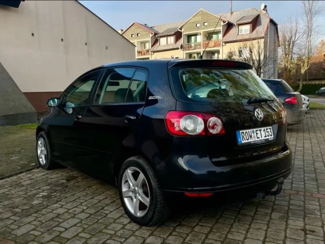 Volkswagen Golf - фото 3