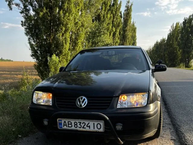 Volkswagen Bora - фото 1