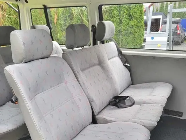 Volkswagen Transporter - фото 5