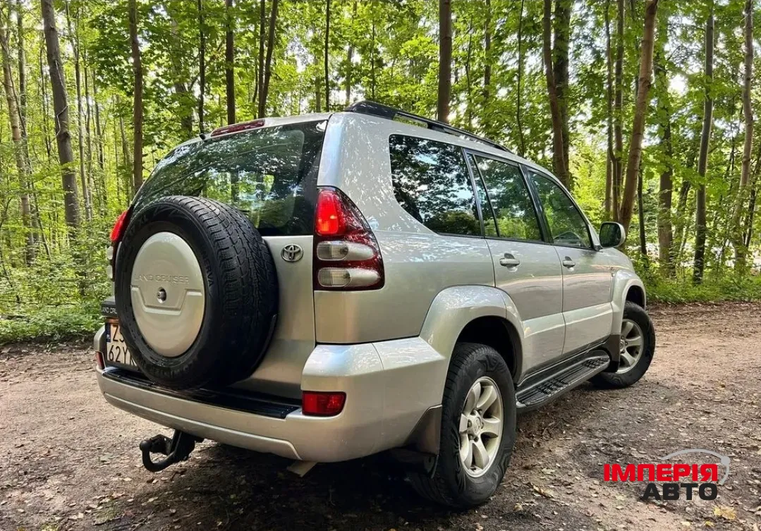 Toyota Land Cruiser Prado - фото 3