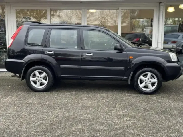Nissan X-Trail - фото 3