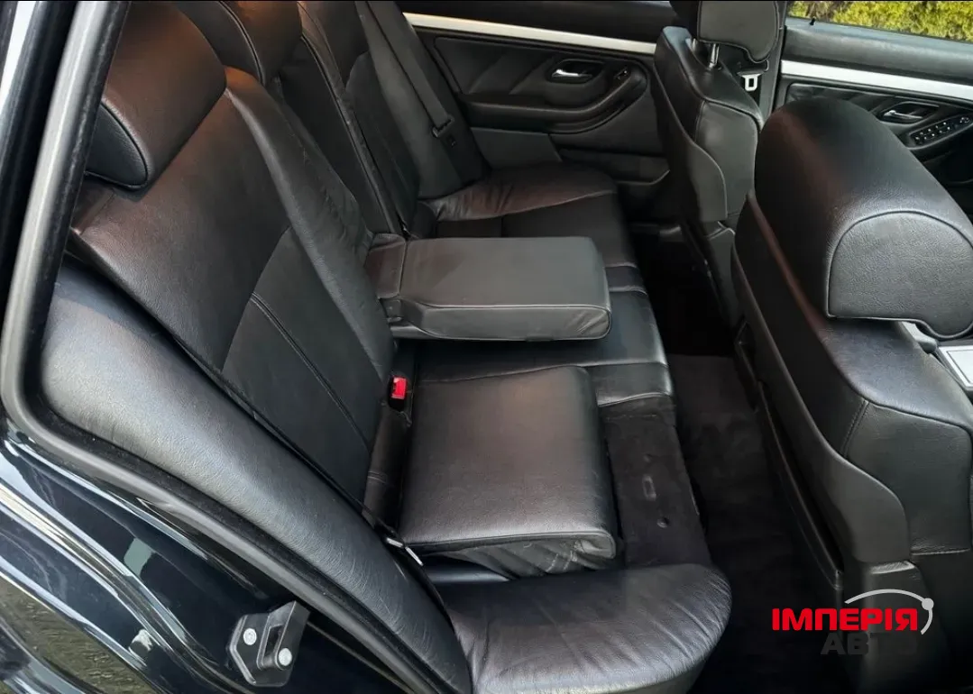 BMW 5 серії - фото 12