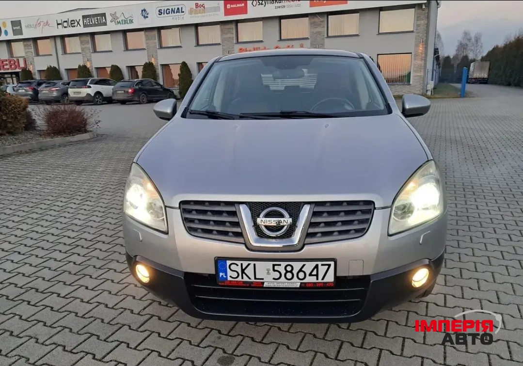 Nissan Qashqai - фото 2