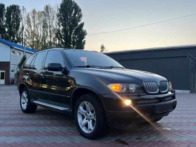 BMW X5 - фото 4