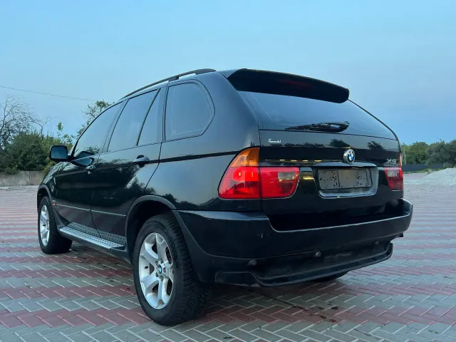 BMW X5 - фото 3