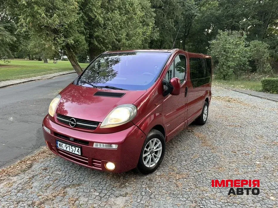 Opel Vivaro - фото 1