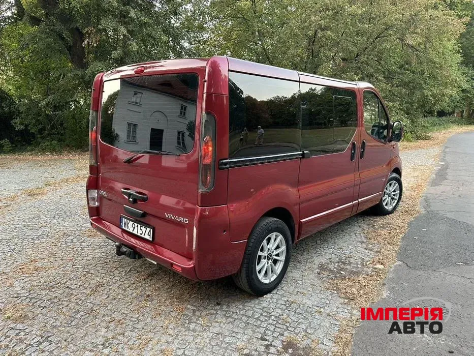 Opel Vivaro - фото 2